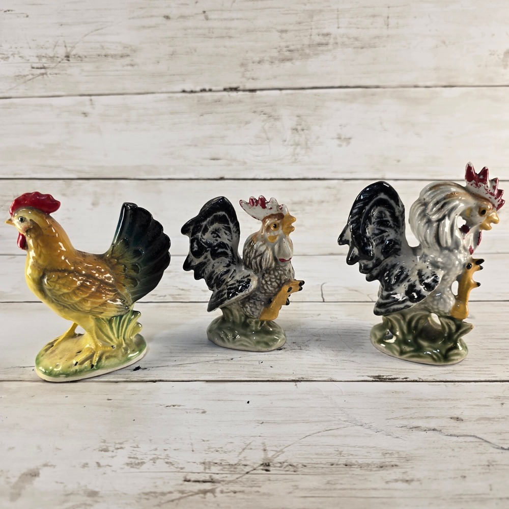 Vintage Ceramic Rooster Hen Salt Pepper Shakers Set Figurine Japan Farmhouse